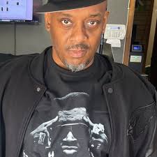 Klay Thompson turns 34 today. — No. 1 retired: Washington State Cougars —  Olympic Gold Medalist — 4× NBA Champ — 5× NBA All-Star — NBA regular season  record: most points scored in a quarter (37) —…