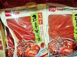 Sun dried at a high altitude, throughly cleaned, and ground without any additives. Hot Pepper Flakes Gochugaru Korean Cooking Ingredients Maangchi Com