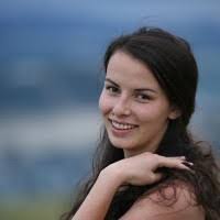 Heather Eccles's Instagram, Twitter & Facebook