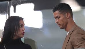 Rodriguez is originally from the northeastern spanish city of jaca. Georgina Rodriguez Uber Beziehung Mit Cristiano Ronaldo Zunachst Habe Ich Mich Geschamt