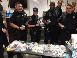 Houston Police Verified Account Houstonpolice Nov 17 More Thank You To Tiffany Rene And Cookie Comfort F Houston Police Houston Police Department Police