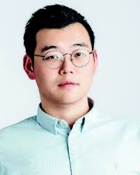 Physiology, pathology and the biomolecular corona: the confounding factors  in nanomedicine design