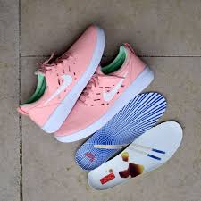 We're back to a rubber upper on the nyjah free 2. Nike Sb Nyjah Free Sushi Release Info Sneakernews Com Nike Sb Nike Running Shoes Fashion