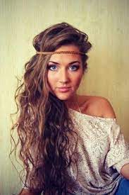 50 Coiffures Cheveux Longs Archzine Fr Coiffure Hippie Modele Coiffure Coiffure