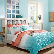 A bedroom or a bathroom with a particular type of flower as its colour scheme. 29 Teen Room Ideas That Are Cool Cheap And Teenager Approved