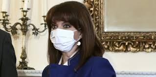 Η κυρία σακελλαροπούλου, στην πρώτη της ανάρτηση μετά την επανενεργοποίηση του λογαριασμού της στο μέσο κοινωνικής δικτύωσης , μιλά για τις πρωτόγνωρες συνθήκες που βιώνουμε και. Sakellaropoyloy Sobarh Anhsyxia Gia Thn Ektash Twn Peristatikwn Gynaikoktonias Sth Xwra Mas Pelop Gr