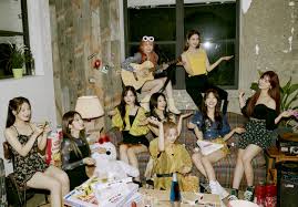 Browse and share the top fromis 9 gifs from 2021 on gfycat. Fromis 9 Members Profile K Pop Database Dbkpop Com