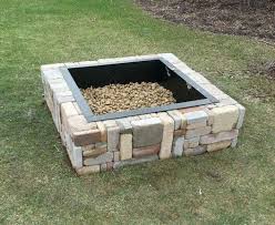 Jun 01, 2016 · we built this fire pit for cheap, it was around $110 because those are the pavers my father in law wanted but there were others ones that weren't the right color at menards for only $.99, so had we gotten those it would have only been $75 to make. Diy Rustic Fire Pit Novocom Top