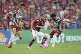 Everton Ribeiro Zimbio