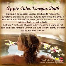 Apple Cider Vinegar Bath Also Helps With Yeast Infections I Might Try This For My K Apple Cider Vinegar Bath Apple Cider Vinegar Remedies Arthritis Remedies