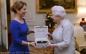 April 2007 in kopenhagen) ist die tochter des dänischen thronfolgers frederik von dänemark und seiner frau mary donaldson, ehemals eine australierin. Queen Elizabeth Ii Receives Inaugural Fei Lifetime Achievement Award World Chinadaily Com Cn