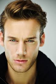 If you have medium length hair, there is a vast range of styling options to transform your look. Modern Men S Hairstyles 2018 Ideas For Short And Medium Length Hair Medium Length Hair Styles Mens Hairstyles Mens Hairstyles Short