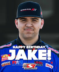 Andy Bergin's Instagram, Twitter & Facebook