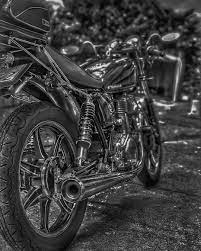 hirokikajiwara on instagram モノクロ写真もなかなかかっこいいなぁ 写真見てたらバイク乗りたくなる バイクのある風景 モノクロ sr400 yamaha yamahaが美しい モノクロ写真 モノクロ 写真