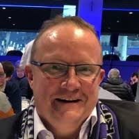 300+ perfiles de «Goos»