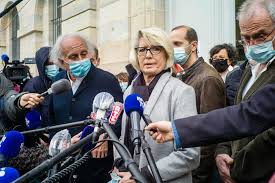 Jonathann daval, incarcéré depuis janvier à la maison d'arrêt de dijon, avait interjeté appel du rejet par le juge des libertés et de la détention, le 11 octobre, d'une première demande de mise en liberté. Jonathann Daval Condamne A Vingt Cinq Ans De Prison Pour Le Meurtre De Sa Femme Liberation