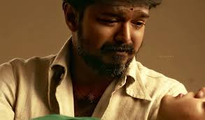 காலில் விழுந்து மன்னிப்புக் கேட்டு கதறி அழுத விஜய்?