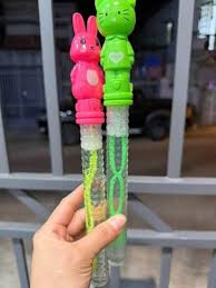 🔥 Bé 5 tuổi la hét đau đớn sau vài phút chơi bong bóng xà phòng, mẹ lên  bài cảnh báo các phụ huynh