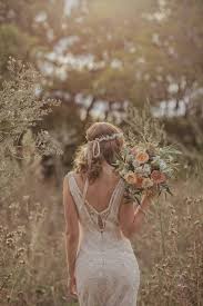 37 Woodland Wedding Dresses To Look Like A Forest Nymph Woodland Wedding Dress Auckland Wedding Wedding Photography