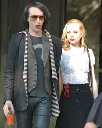 Manson and the actress evan rachel wood publicly became a couple in 2007, when she was 19 and he was 38. Marilyn Manson And Evan Rachel Wood Are Engaged Marilyn Manson Evan Rachel Wood Marilyn