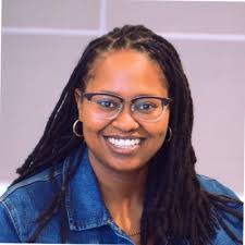 walktall #dontplaysmall #knowyourcircle #knowyourvalue #knowyourworth…