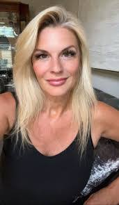 Sadie Tharp's Instagram, Twitter & Facebook