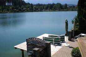 Für deinen urlaub zum thema urlaub am see in kärnten findest du hier 8 wirklich hundefreundliche ferienunterkünfte. Kleines Holzhaus Direkt Am Magdalenesee In Karnten