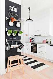 Auch Eine Coole Idee Fur Eine Tafel Wand In Der Kuche Noch Mehr Ideen Fur Die Kuche Gibt Es Auf Www Spaaz De Wohnung Kuche Haus Kuchen Kuche Gestalten