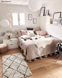 Let's start with the bedding. Dream Bedroom
