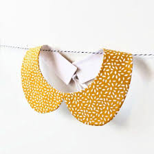 Col Abnehmbare Claudine Baumwolle Sonnenblumen Gelb Und Weiss Gemusterten Blutenblatter Zubehor Vintage Retro Collars Diy Diy Couture Fashion Design Drawings