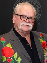 Sad news to report. Steve Duncan, the drummer for The Desert Rose Band  passed away today. Steve was one of the co-founders of this great country  band. Our prayers go out to