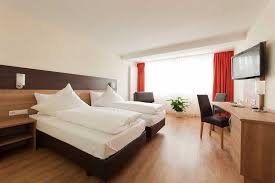 Persönliche beratung wird in unseren filialen groß geschrieben und auf wunsch erstellen wir ihr individuelles kostenloses schlafprofil. Doppelzimmer Hotel Zur Riss Biberach