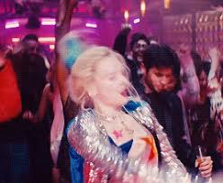 Birds Of Prey Gif Huntress Https Encrypted Tbn0 Gstatic Com Images Q Tbn 3aand9gcqiiqdmng1bdns10o Jxucl7gbj4yfnalizfw Usqp Cau