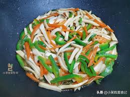 If it needs to be a little saucier, pour in 1/4 to 1/2 cup hot. The Spring Diet Should Be Light And 3 Kinds Of Alkaline Vegetables Are Fried Together Delicious And Affordable Low Fat Nutrition Family Love Inews