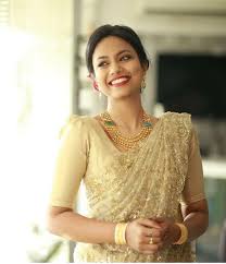 Pin By Greeshma Sabu On Kerala Wedding Christian Wedding Sarees Christian Bridal Saree Christian Bride