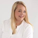 Kristine Kohl's Instagram, Twitter & Facebook