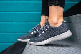 Hello — look at the gorgeous pics below! Comfortable And Stylish Walking Shoes For Travel For Women Bobo And Chichi