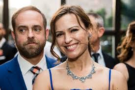 Elly David's Instagram, Twitter & Facebook