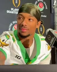 Tez Johnson knows how special his brother Bo Nix is 🙌