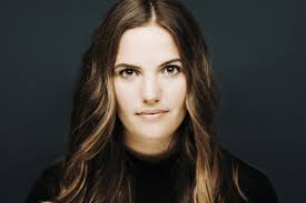 Quico Pi de la Serra i Sandra Bautista al festival Esquitxos de Cultura de  la programaciò d'estiu farnesenca