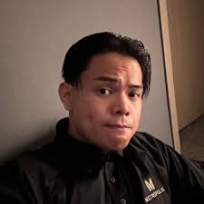 Is the Eachine Warbird a good plane for a beginner?