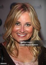 24 Maureen Simmons Photos & High Res Pictures