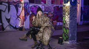 Mai mit dem sensationellen finale in berlin. Gntm Final With Tokio Hotel And Guest Judge All Information About The Final Show