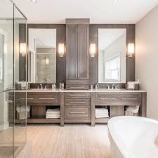 Ccd728562b371bef2ccdccf7e8be17b7 Simple Bathroom Modern Bathroom Vanity Jpg 640 640 Master Bathroom Decor Master Bathroom Design Modern Master Bathroom