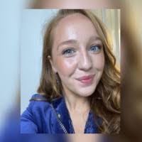 Arlene Weir's Instagram, Twitter & Facebook