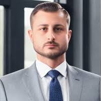 Tom Giunta's Instagram, Twitter & Facebook