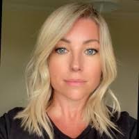 20+ "Adele Hayes" profiles