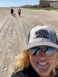 Good day! 👋🏽👋🏽 1big1small RN1 @ YCK swim complex!