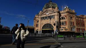 Queensland's border will remain closed to victorians amid strengthened restrictions announced by premier annastacia palaszczuk which have placed next month's winton supersprint in doubt. Coronavirus Australia S Northern Territory Extends Border Restrictions For Virus Hotspots Bbc News