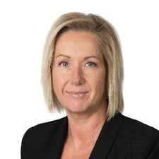 Nu kickstartar vi hösten i Uppsala ⭐️ Ett handfull kollegor från kontoret  knöt skorna för att ta en löptur på 7-14 km 👊🏻 Väl framme belönades vi  med tända grillar och ett